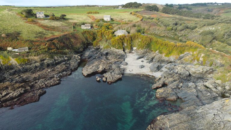 Prussia Cove beach on a sunny day