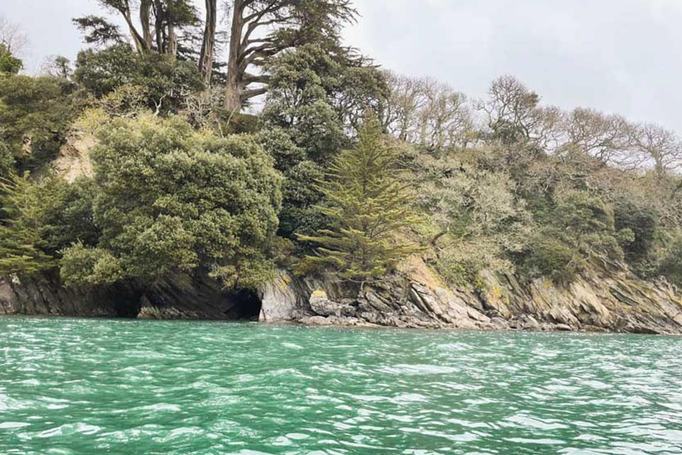 Grebe beach cornwall