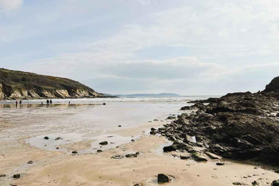 Maenporth Beach Guide | Plan your visit to Cornwall