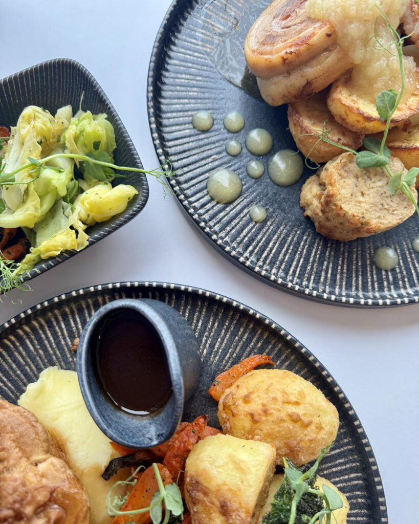 Elements bude sunday roast