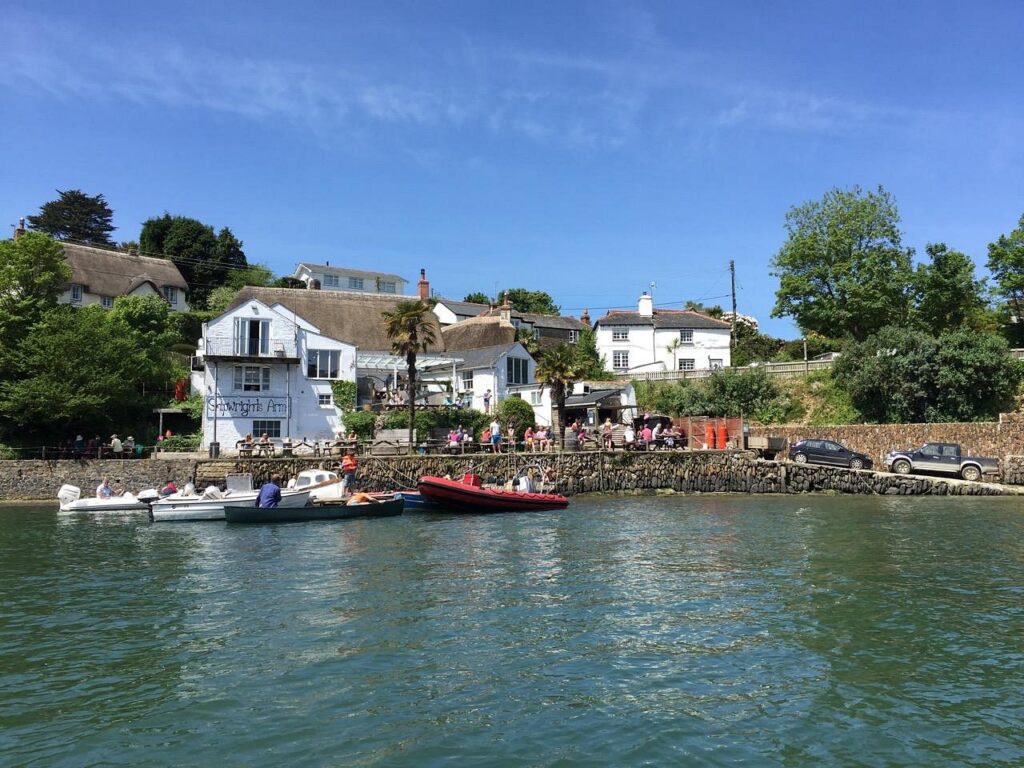Shipwrights Arms Helford